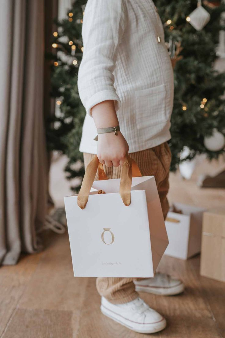 Idées cadeaux de noël pour une future maman - APRIL ELEVEN