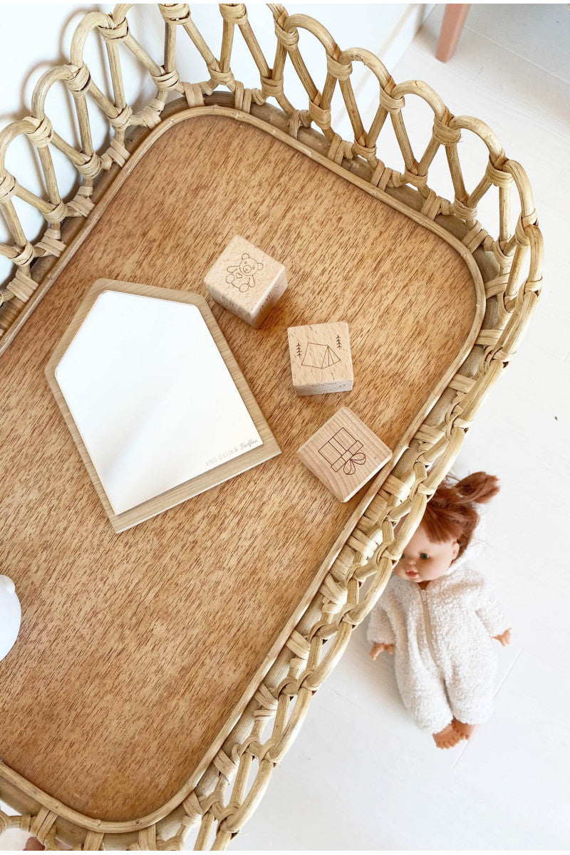 Miroir maison bois enfant April Eleven : une touche unique à sa chambre - APRIL ELEVEN