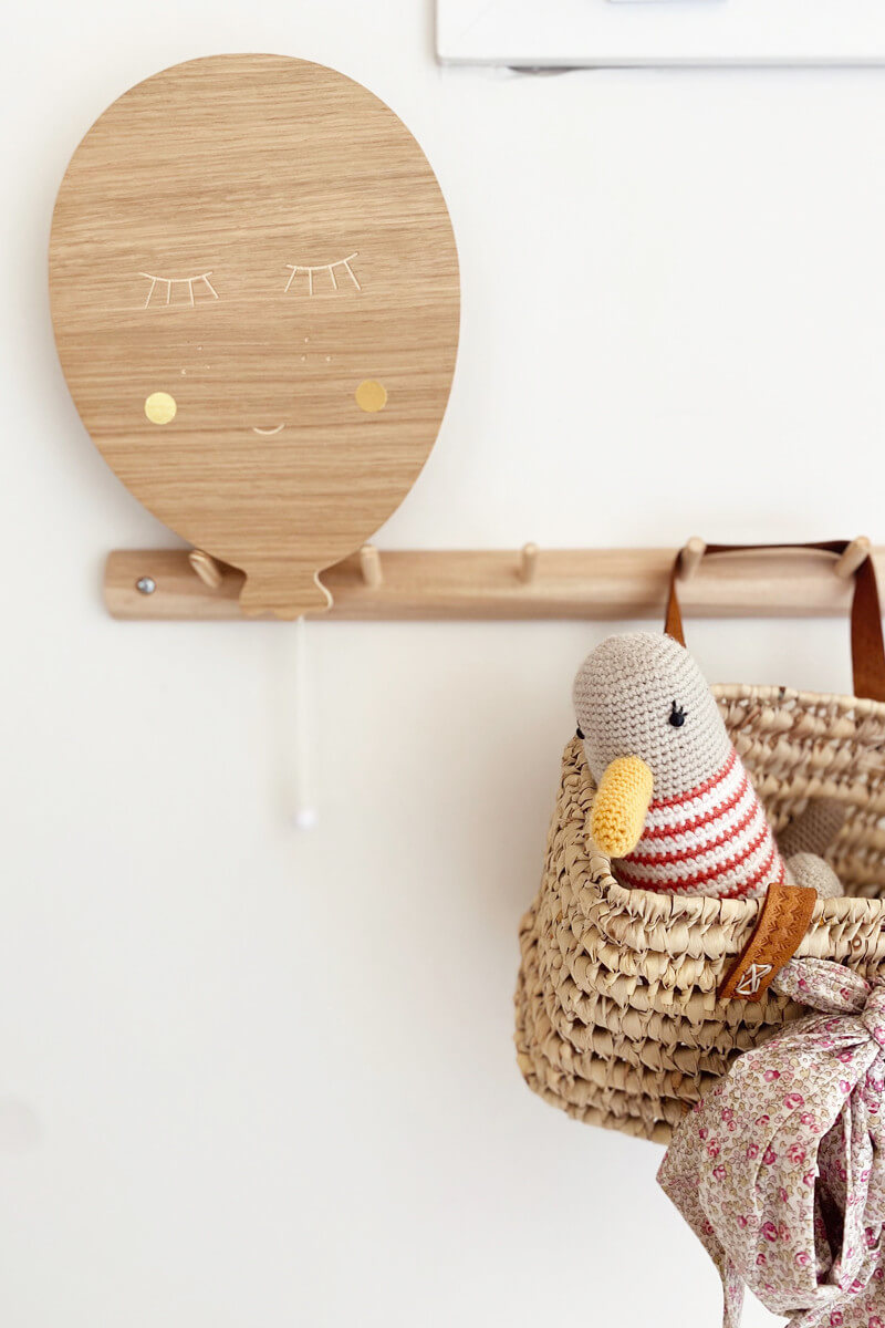 Boite à musique ballon souvenir de naissance en bois