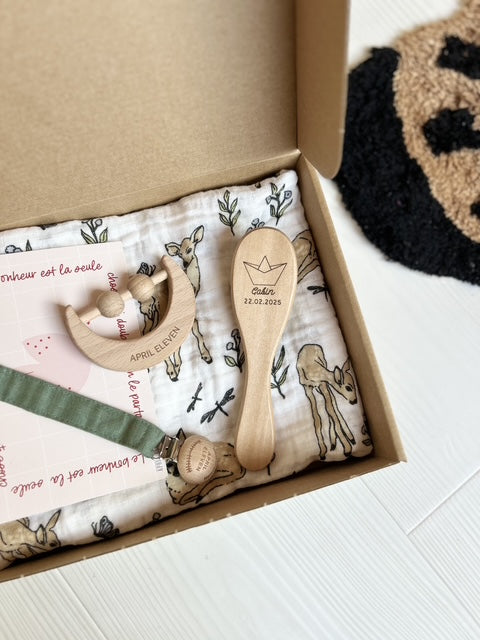 Wooden teething ring rattle