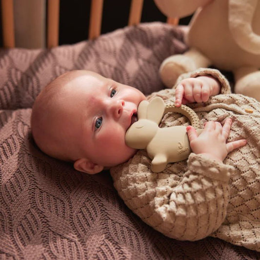 Choisir le meilleur anneau de dentition en bois pour votre bébé