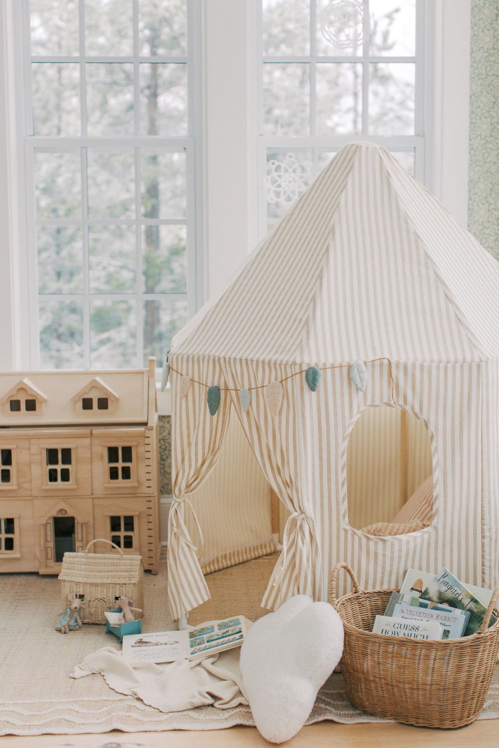 Cabane en tissu enfant : idées déco et inspirations