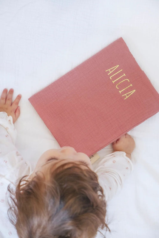 Top 3 cadeaux de naissance : le choix parfait