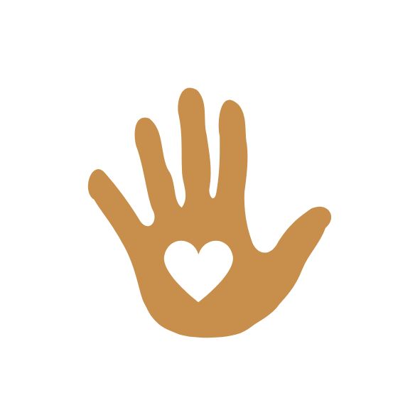 Main avec coeur au milieu